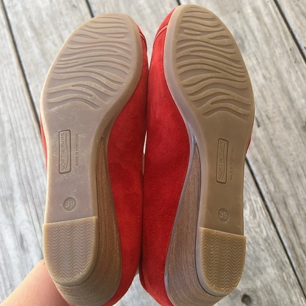 Softwaves Red Suede Mary Jane Wedges Vintage-Inspired Peep Toe Heels EU 39 (8.5)